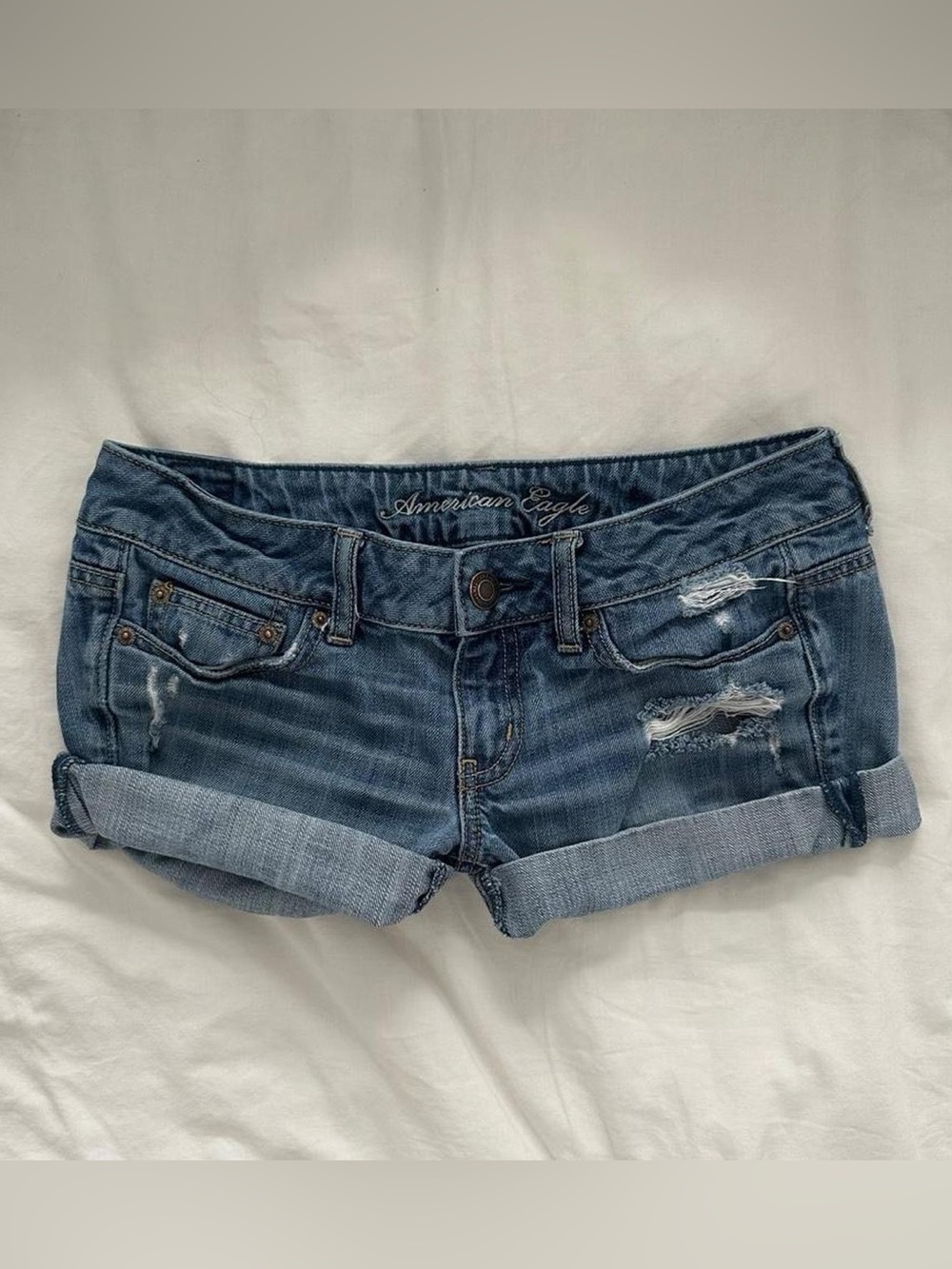 Y2K AE Low rise denim distressed shorts